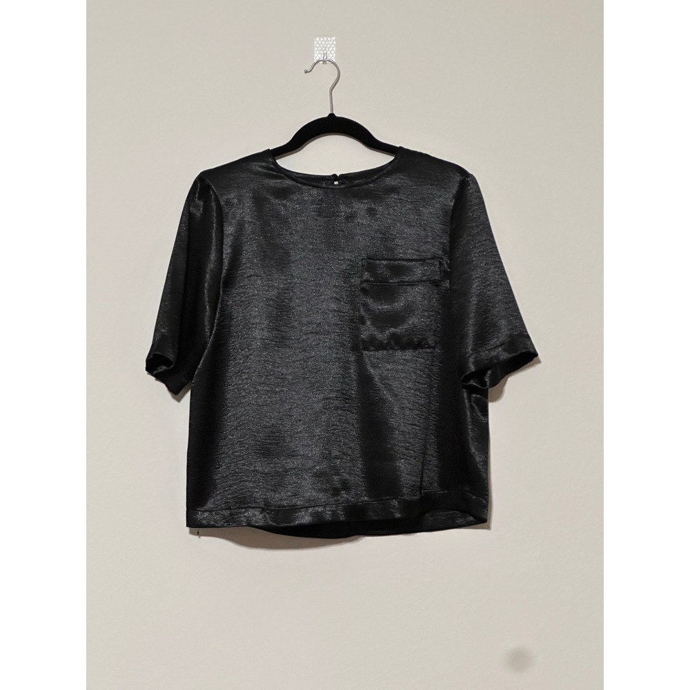 Who What Wear Black Satin Shimmer Textured Pocket‎ Short Sleeve Top XS